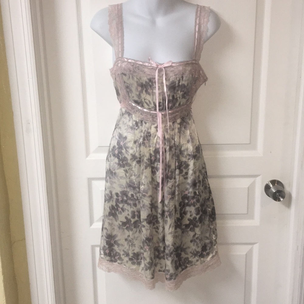 Betsey Johnson silk dress size 4